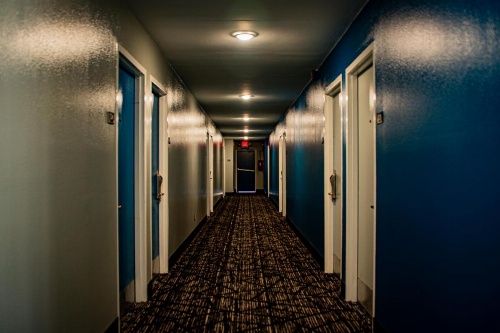 Super 8 by Wyndham Biloxi image 35